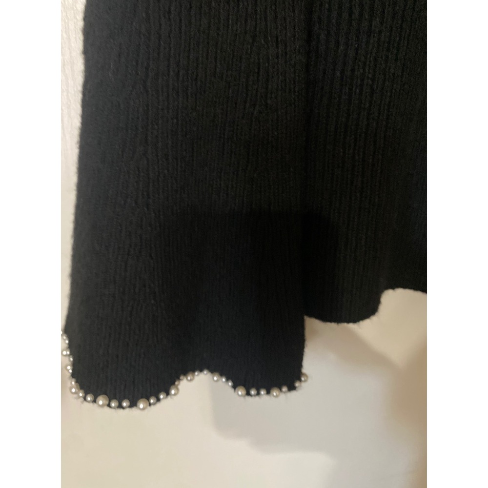 Edited x Hunter McGrady Black Ribbed Pearl Trim Sweater Bell Sleeve Size M NWT - Picture 4 of 7